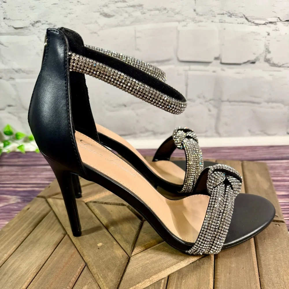 Lauren Lorraine‎ Black and Silver Heels NIB